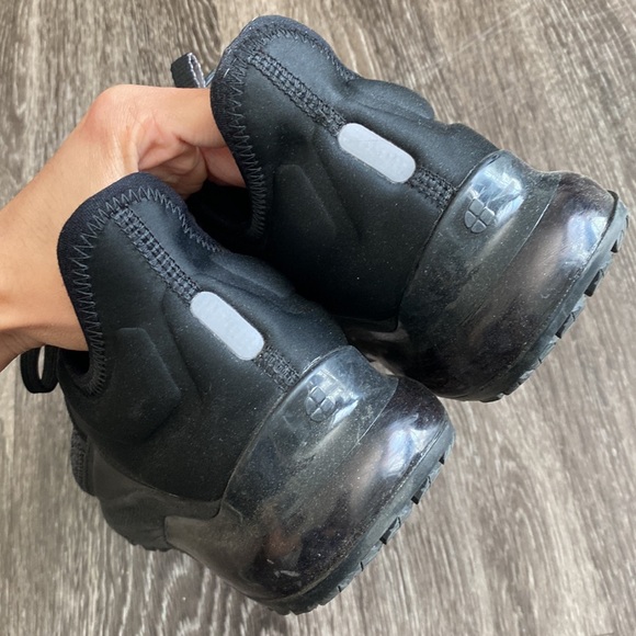 Shoes For Crews Gia black slip-resistance shoes - Picture 3 of 17